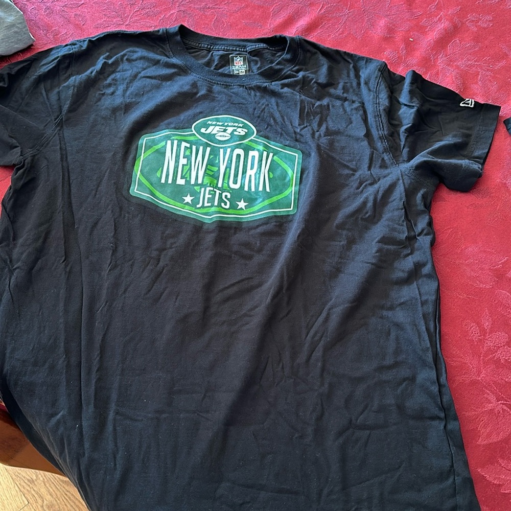 Men’s team apparel t shirt